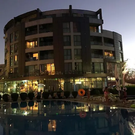 Sunny Plaza 100 M Sea * Sunny Beach