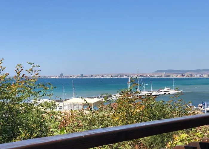 Sunny Plaza 100 M Sea * Sunny Beach