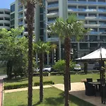 Апартаменти Sunny Plaza 100 M Sea *