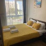 Апартаменти Sunny Plaza 100 M Sea