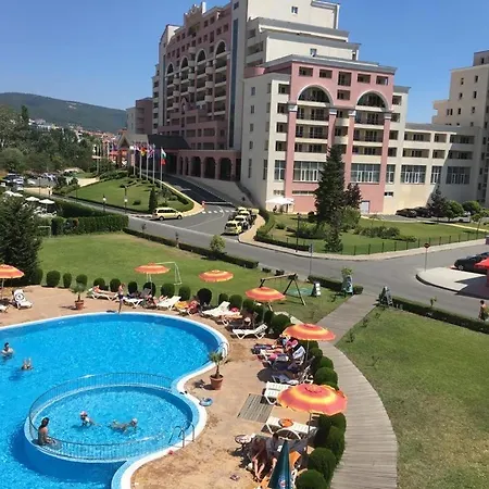 Sunny Plaza 100 M Sea * Sunny Beach