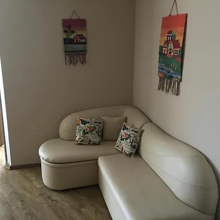 Sunny Plaza 100 M Sea Apartment