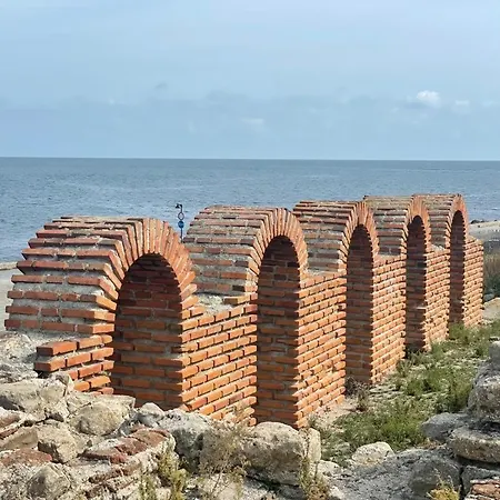 Sunny Plaza 100 M Sea Słoneczny Brzeg
