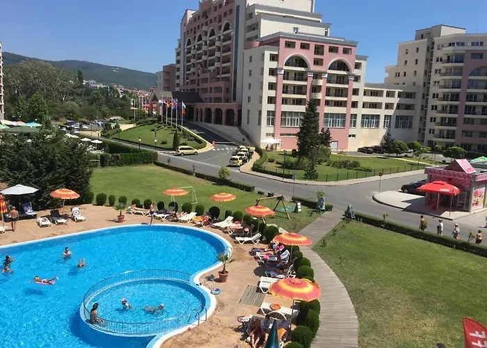 Sunny Plaza 100 M Sea * Sunny Beach